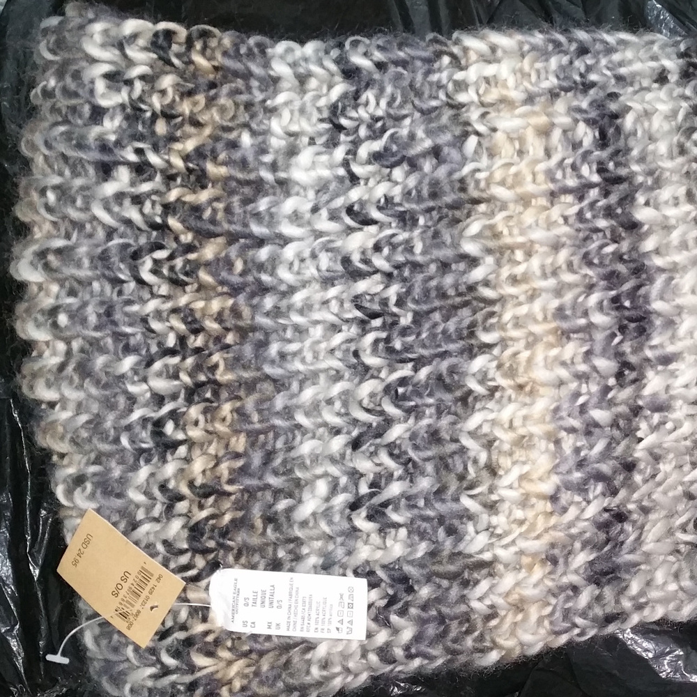 Aerie Scarf American Eagle Size Dark Color Comb - Picture 3 of 5